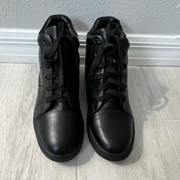 RJ’S FUZZIES by CLOUD 9 Sheepskin Lined Waterproof Leather Boots 10 - Picture 2 of 9